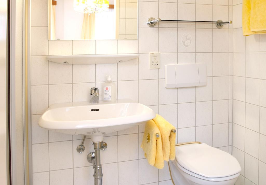Hotel Zur Sonne Korneuburg Kamer foto